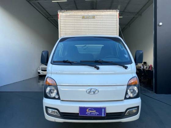 HYUNDAI HR 2.5 LONGO SEM CAÇAMBA 4X2 16V 130CV TURBO INTERCOOLER DIESEL 2P MANUAL